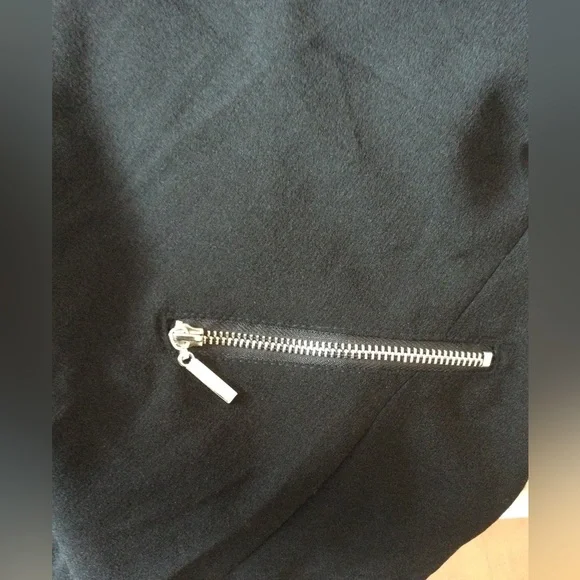 Blazer - Picture 7 of 7